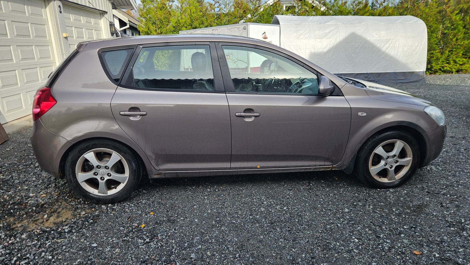 Kia cee'd 1.6 CRDi Manual, 5-trins, 90ps, 2009