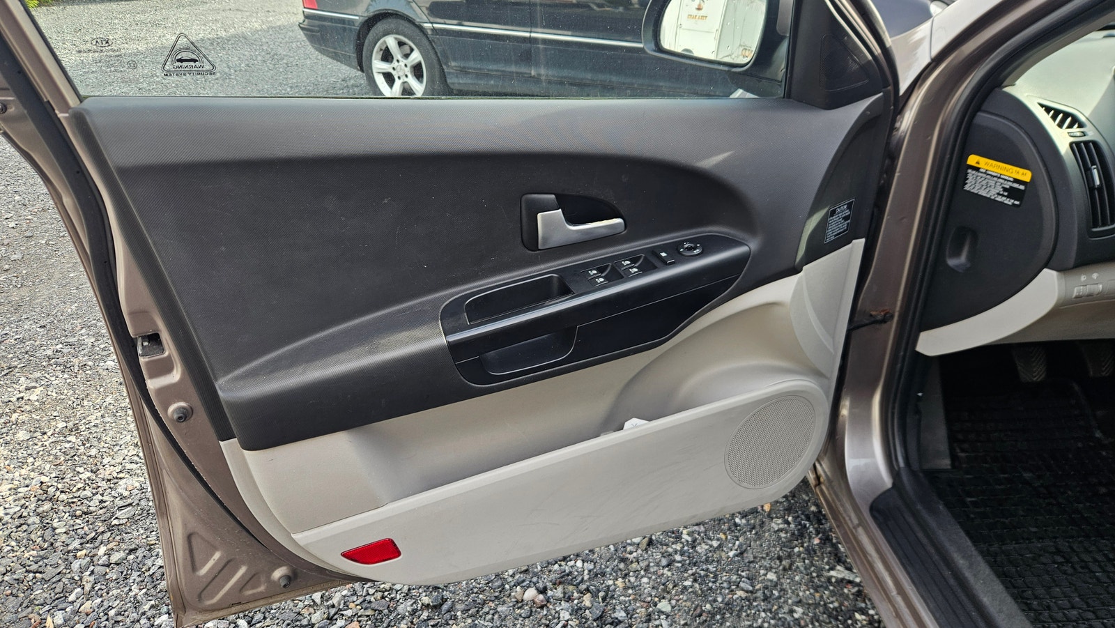 Kia cee'd 1.6 CRDi Manual, 5-trins, 90ps, 2009