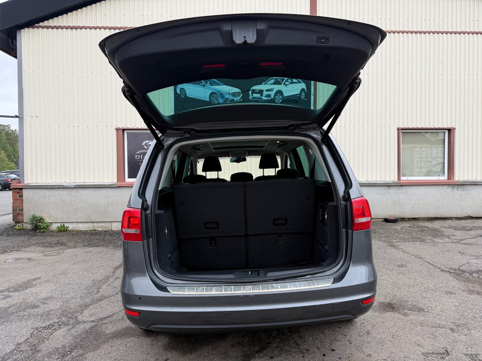 Volkswagen Sharan 7-seater 2.0 TDI DPF BMT DSG Sekventiell, 140hk, 2012