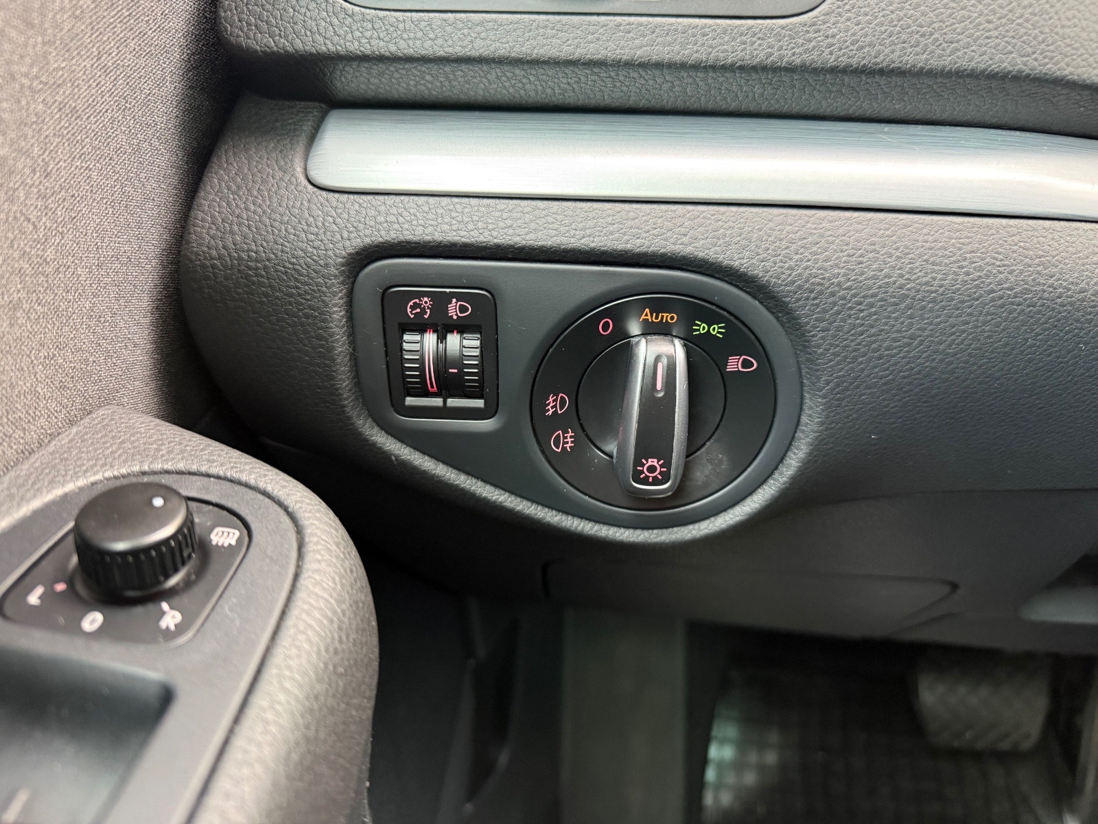 Volkswagen Sharan 7-seater 2.0 TDI DPF BMT DSG Sekventiell, 140hk, 2012