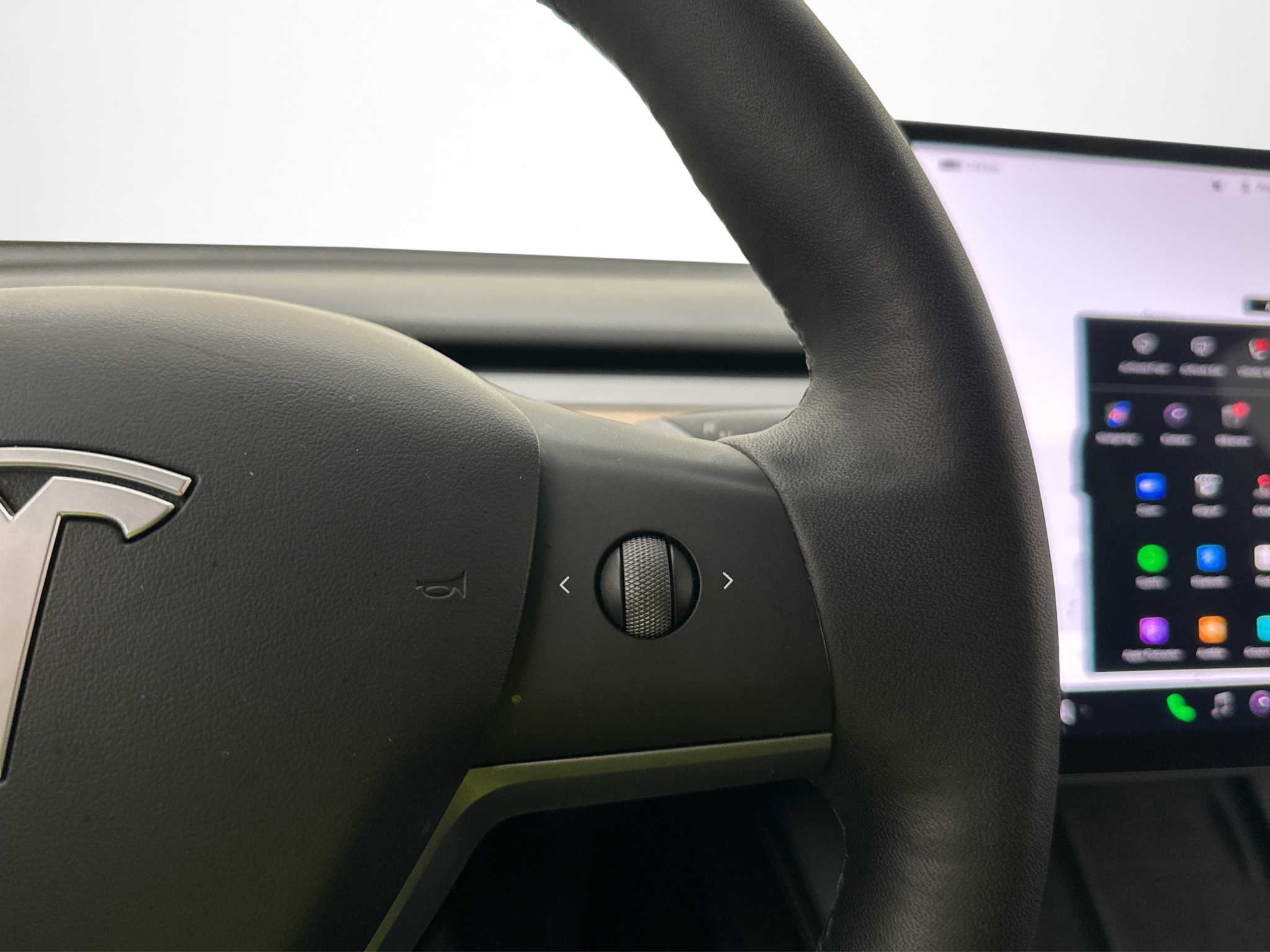 Tesla Model Y Performance, 534ps, 2022