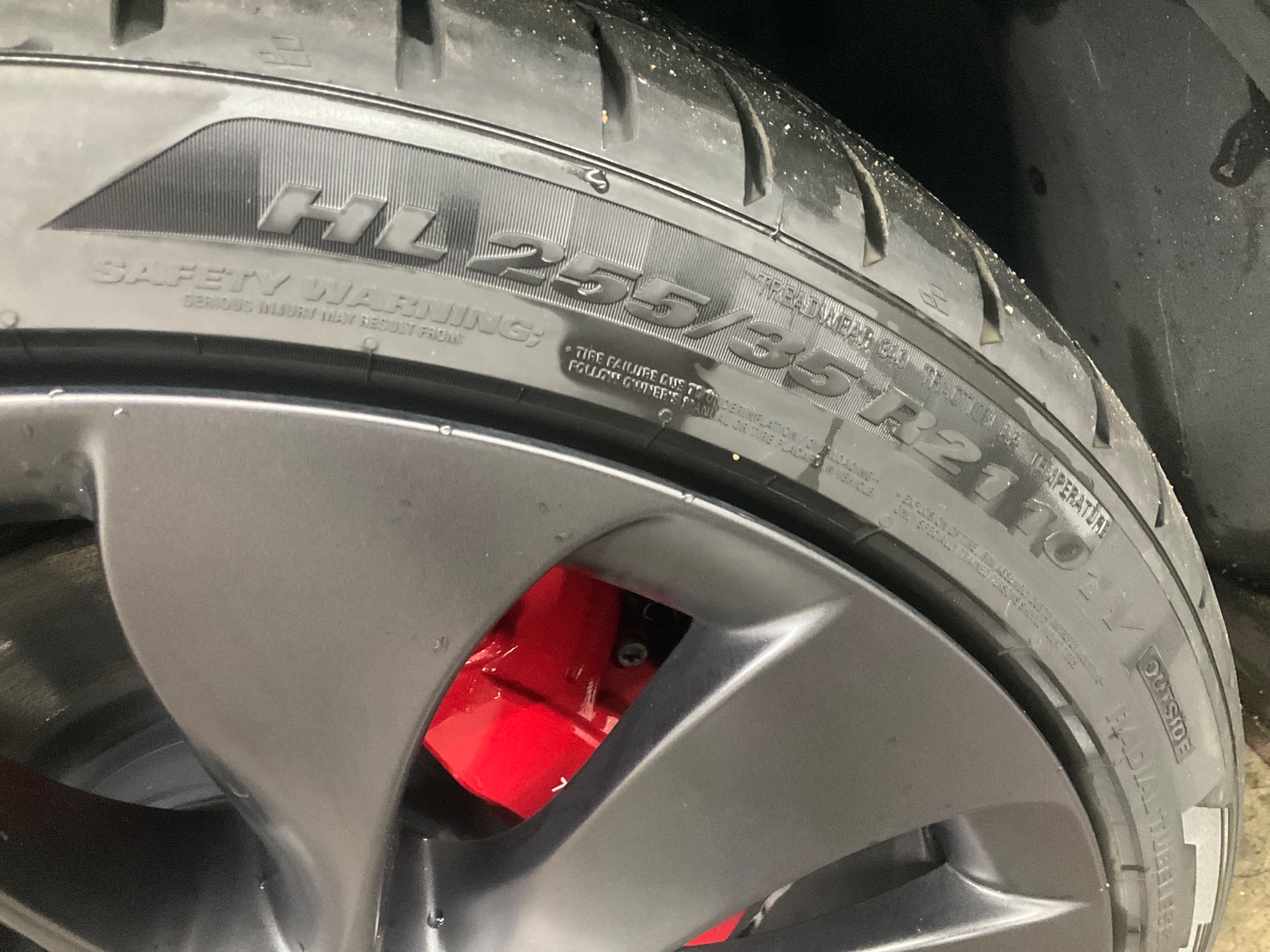 Tesla Model Y Performance, 534ps, 2022