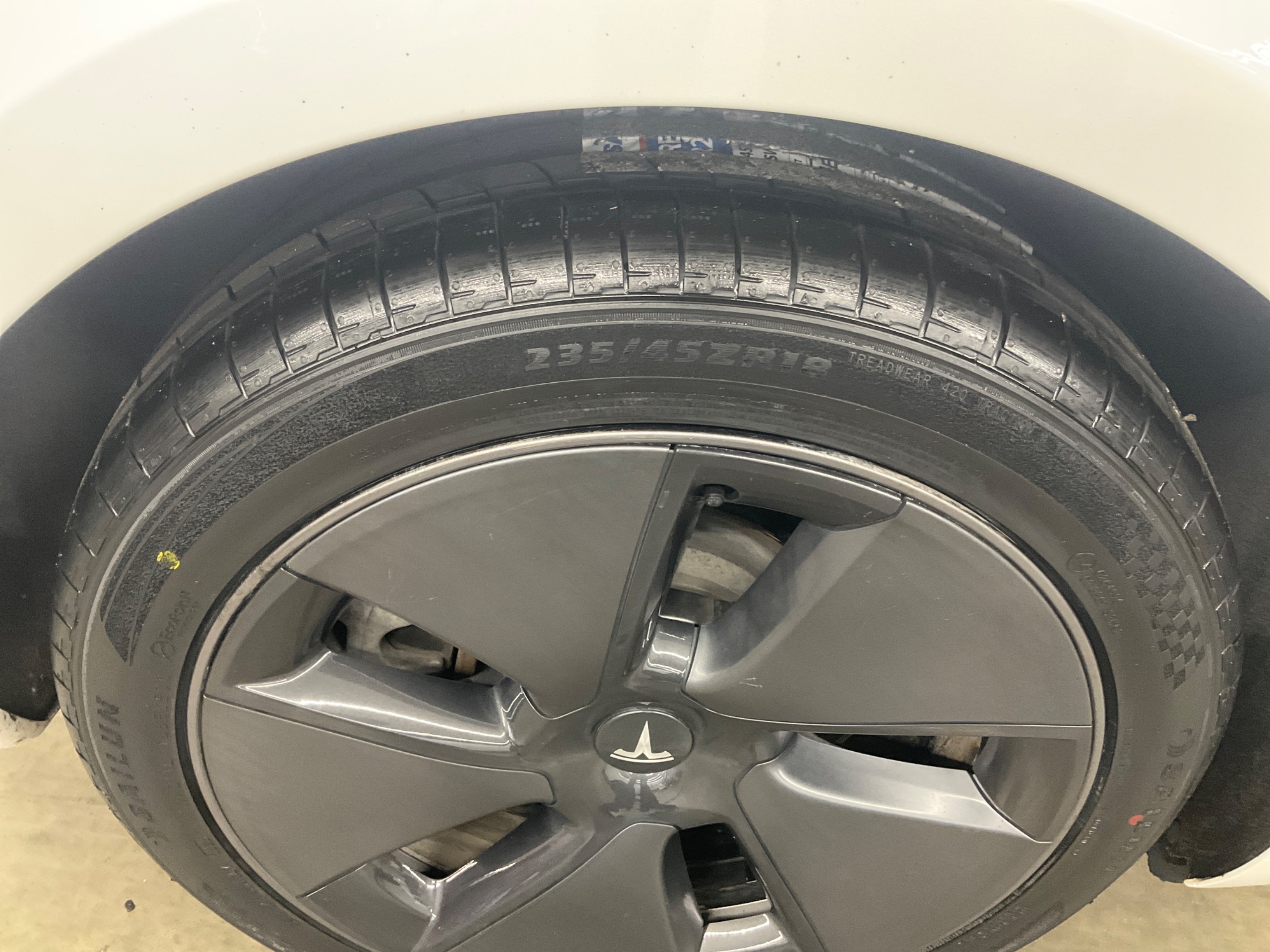 Tesla Model 3 Long Range AWD, 440ps, 2020