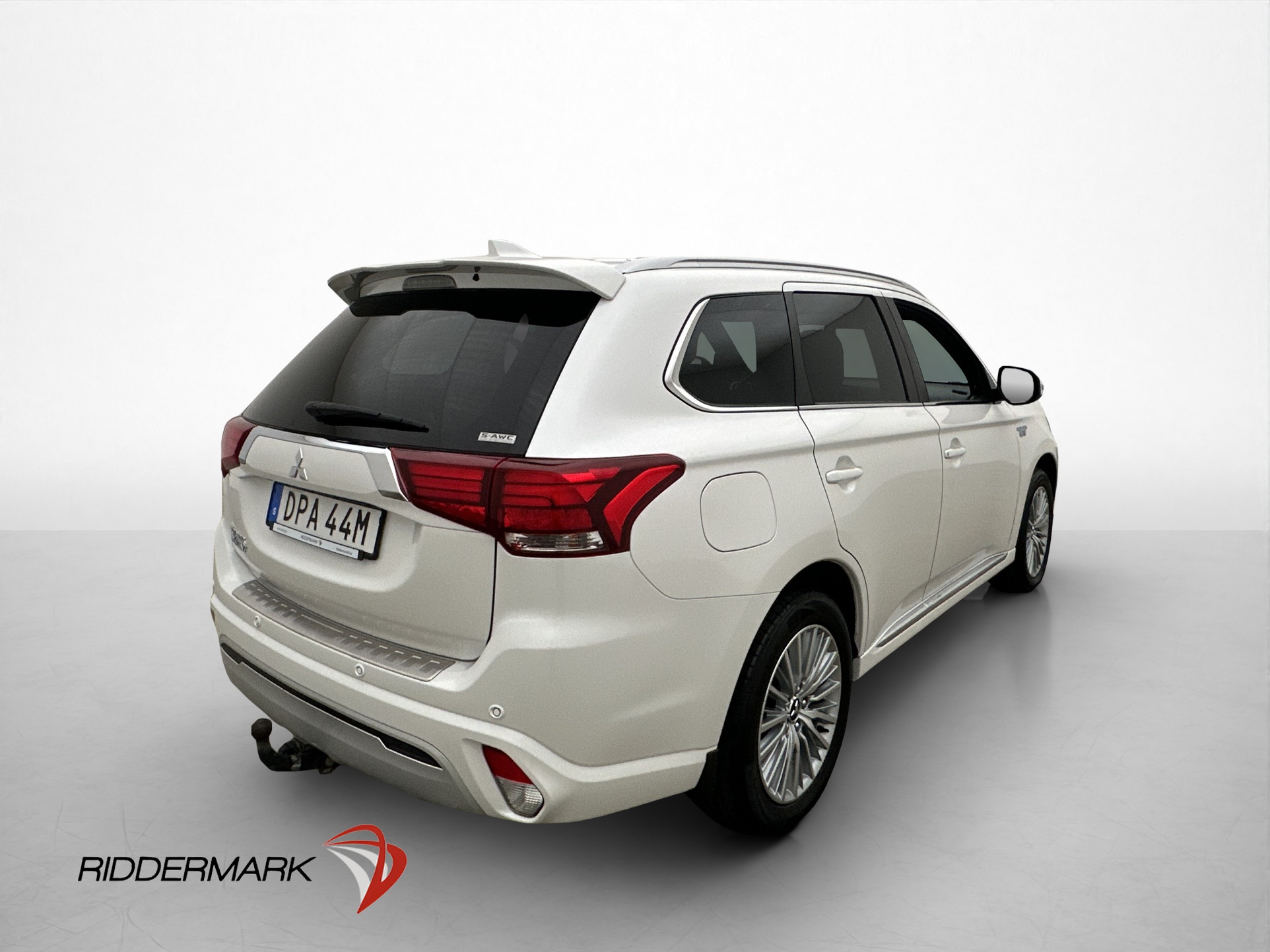 Mitsubishi Outlander PHEV CVT, 224hk, 2020
