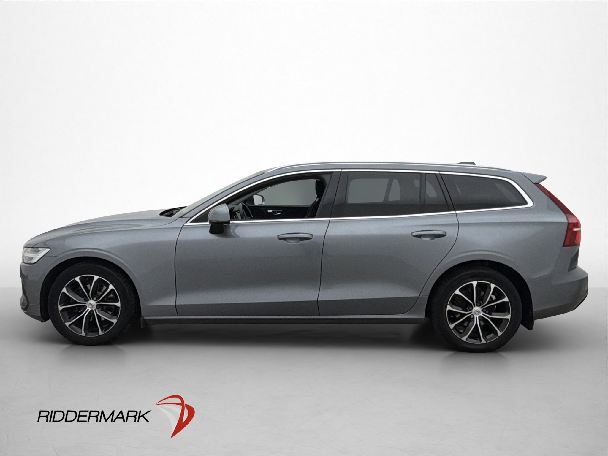 Volvo V60 B4 Geartronic, 197hk, 2021