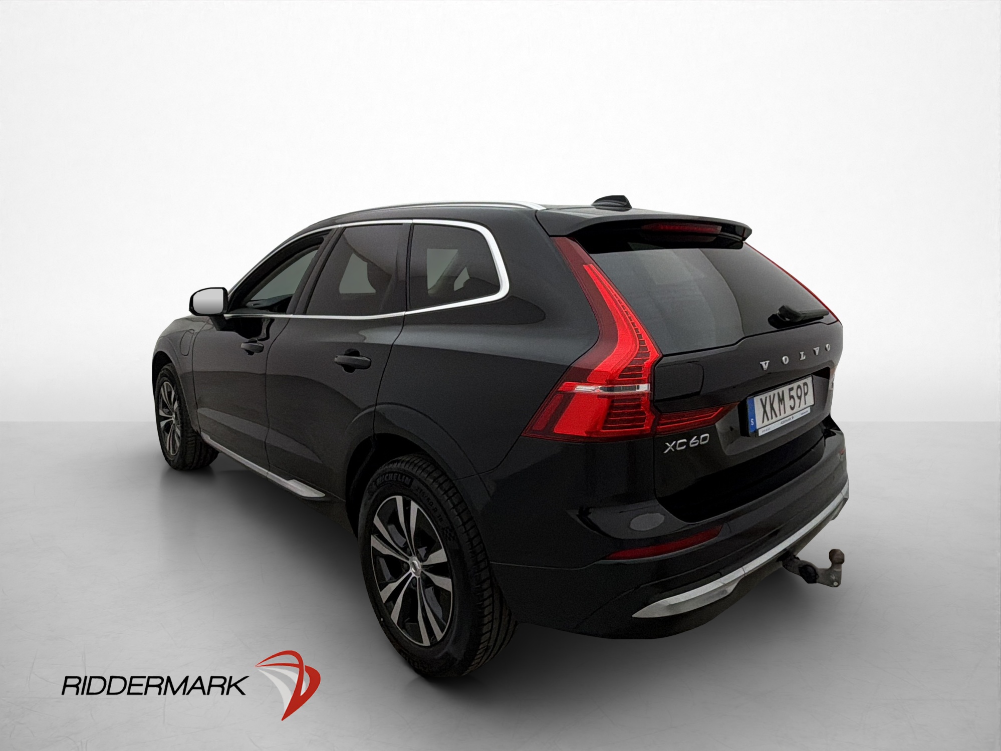 Volvo XC60 T6 Plug-In Hybrid AWD Geartronic, 350hk, 2025