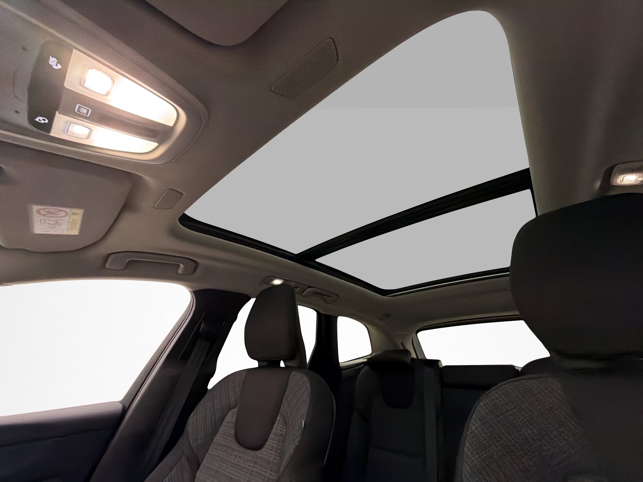 Volvo XC60 T6 Plug-In Hybrid AWD Geartronic, 350hk, 2025