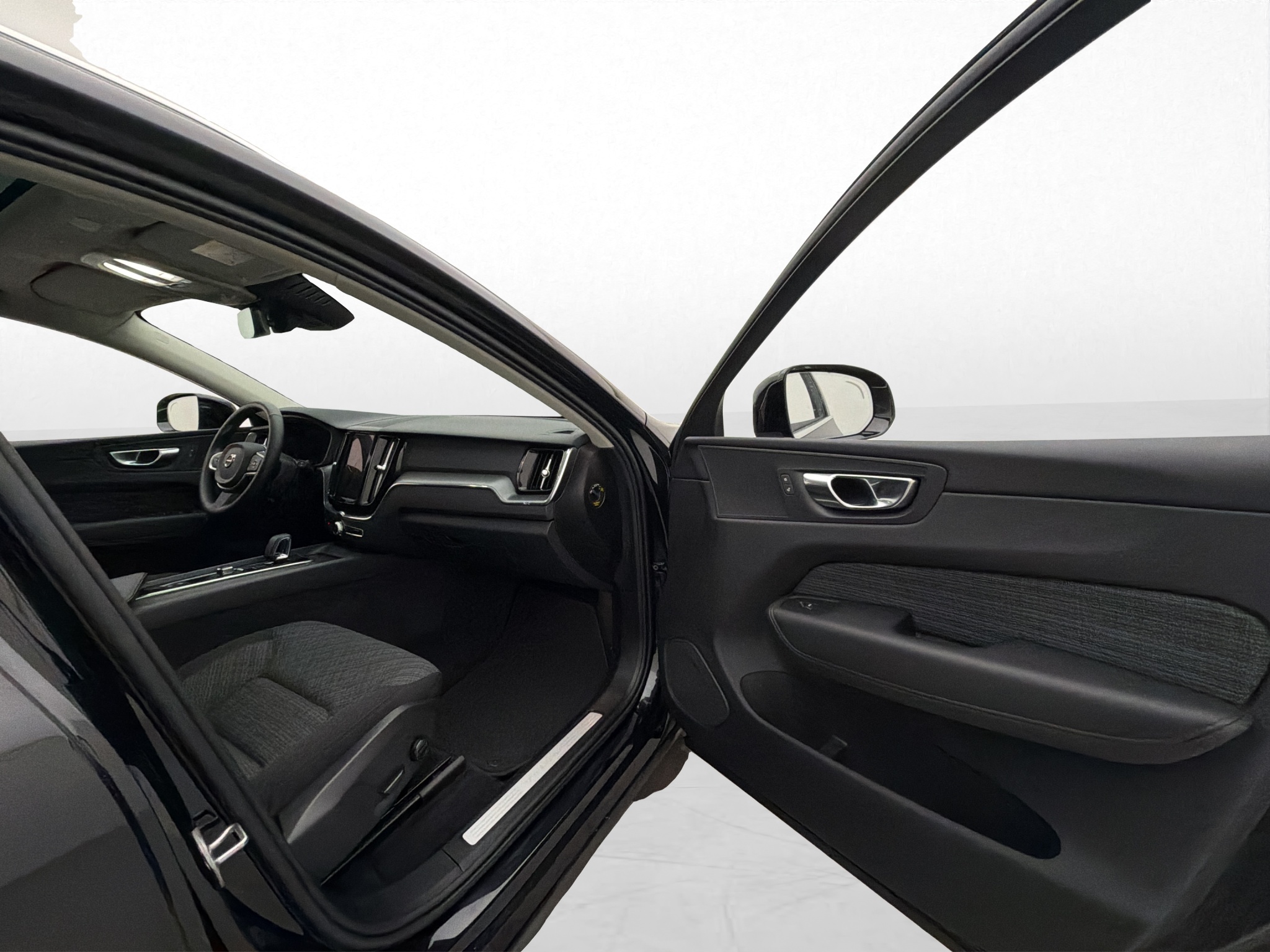 Volvo XC60 T6 Plug-In Hybrid AWD Geartronic, 350hk, 2025