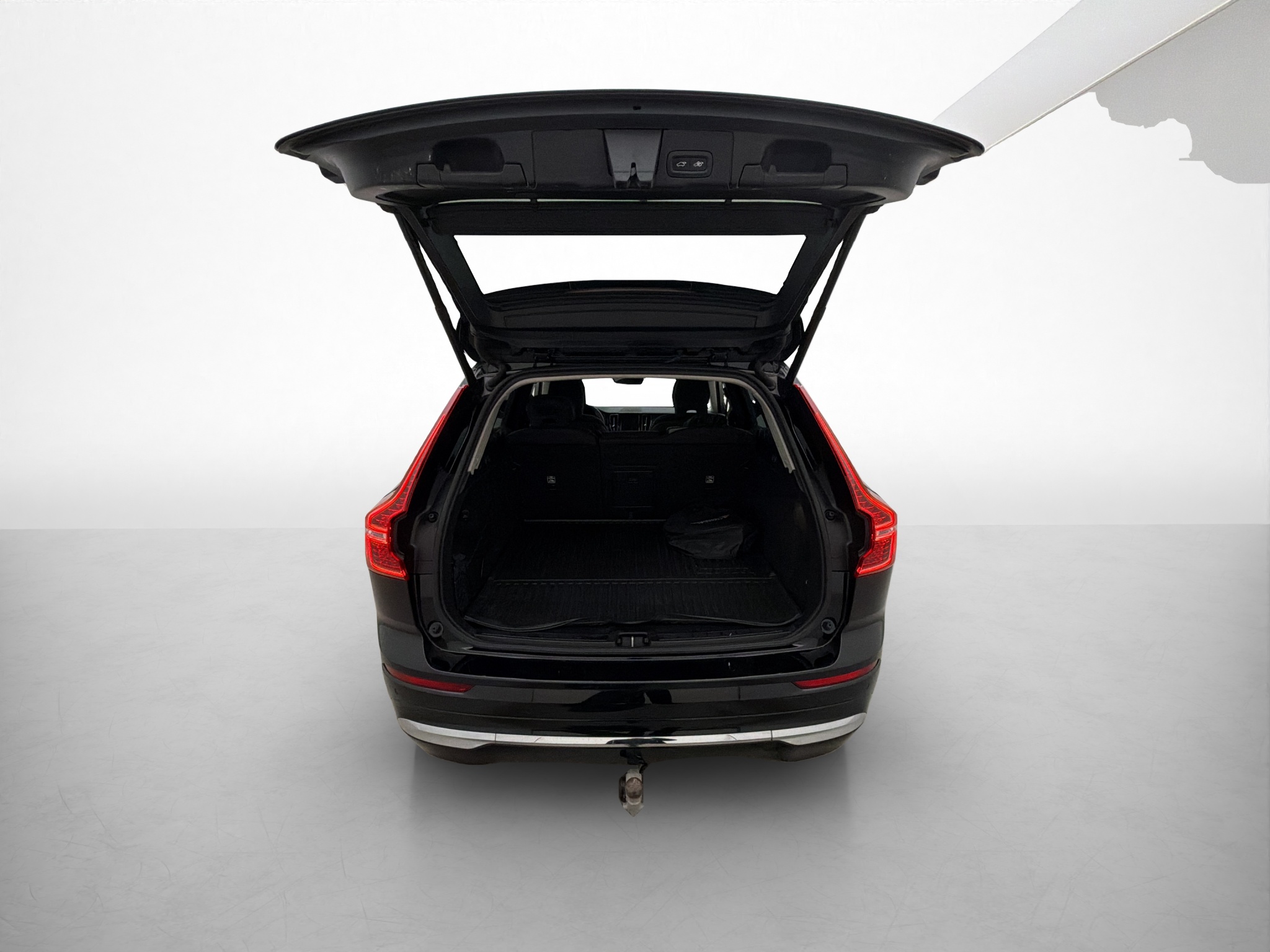 Volvo XC60 T6 Plug-In Hybrid AWD Geartronic, 350hk, 2025