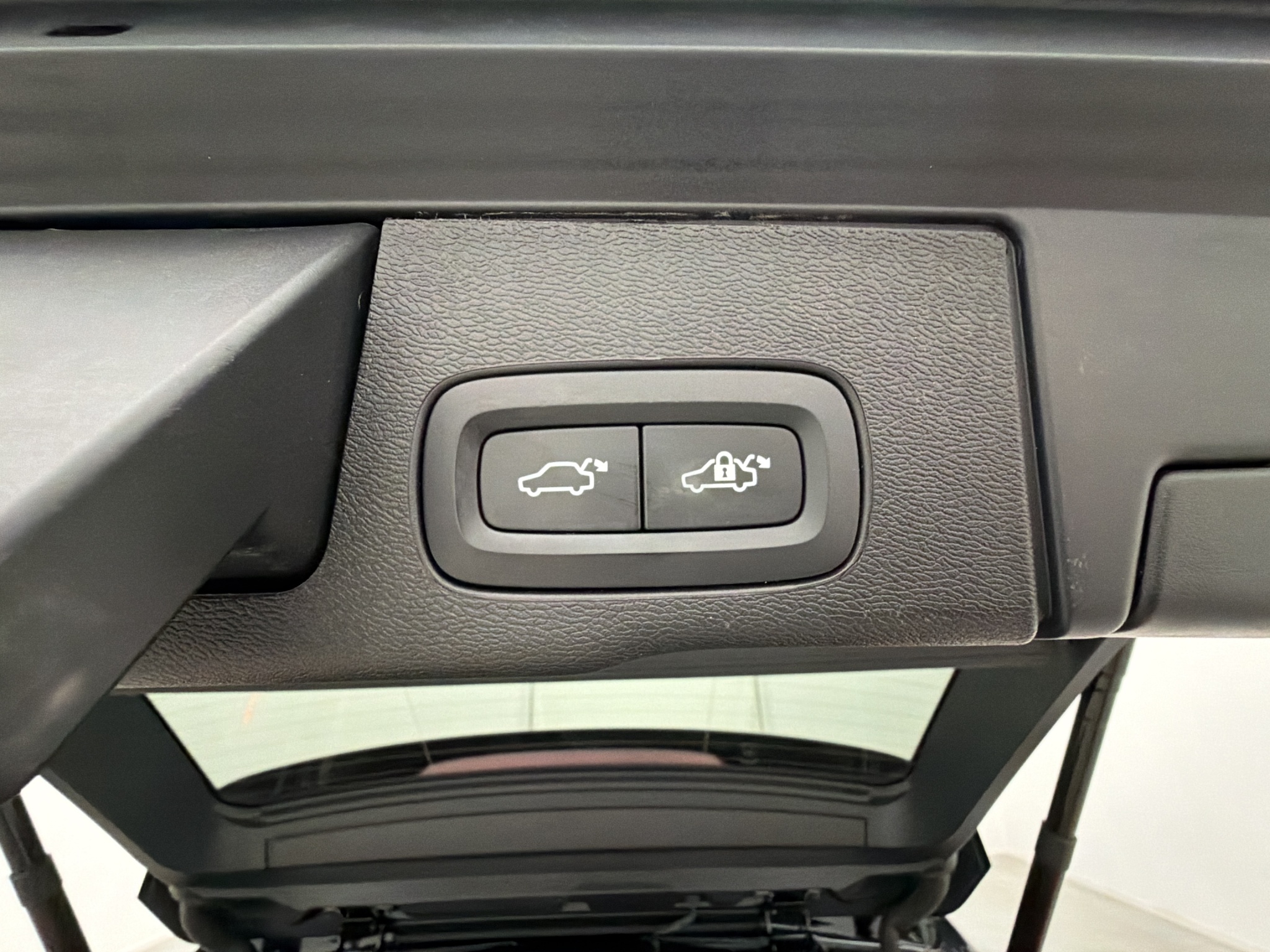 Volvo XC60 T6 Plug-In Hybrid AWD Geartronic, 350hk, 2025