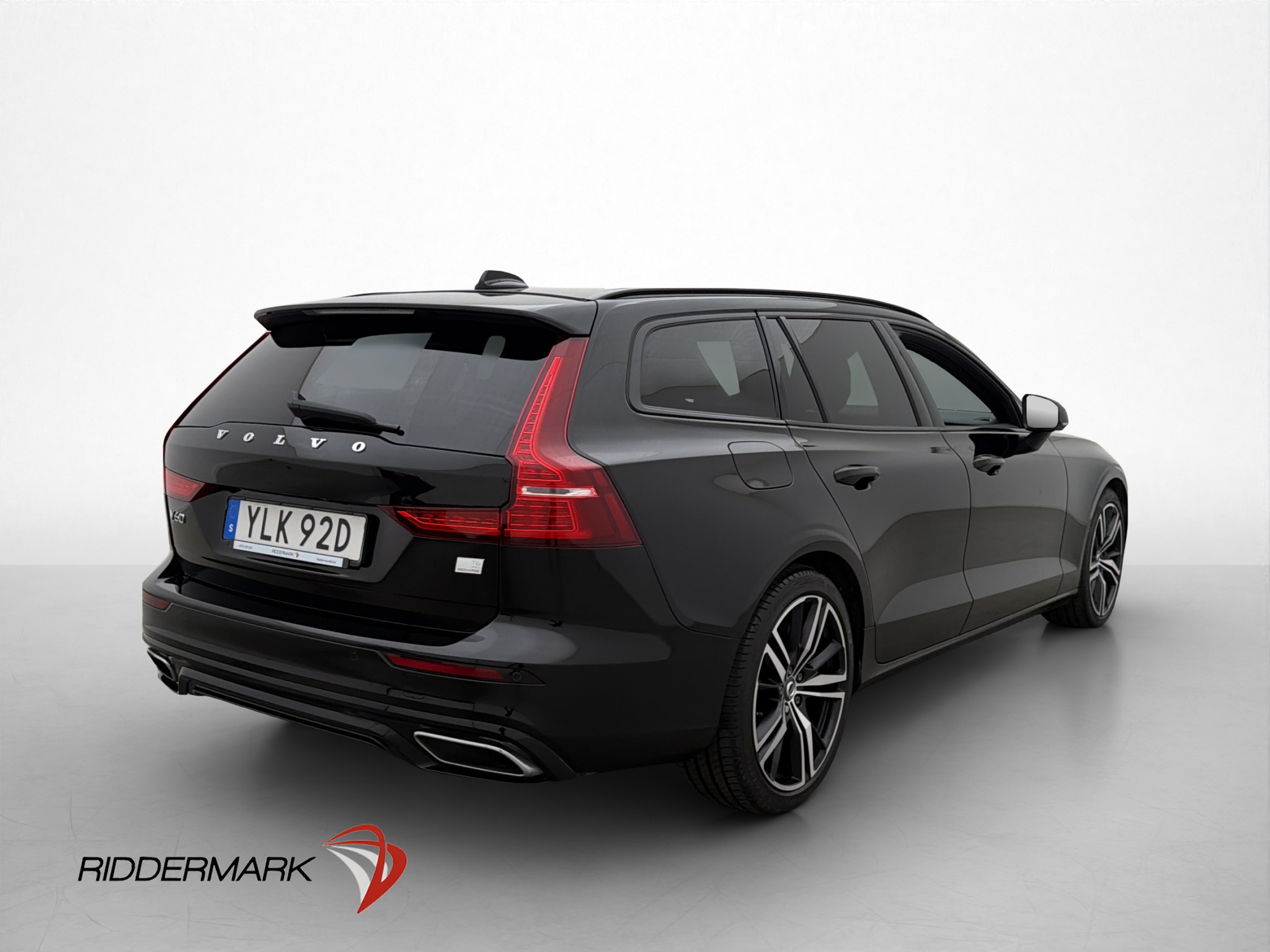 Volvo V60 Recharge T6 AWD Geartronic, 341hk, 2022