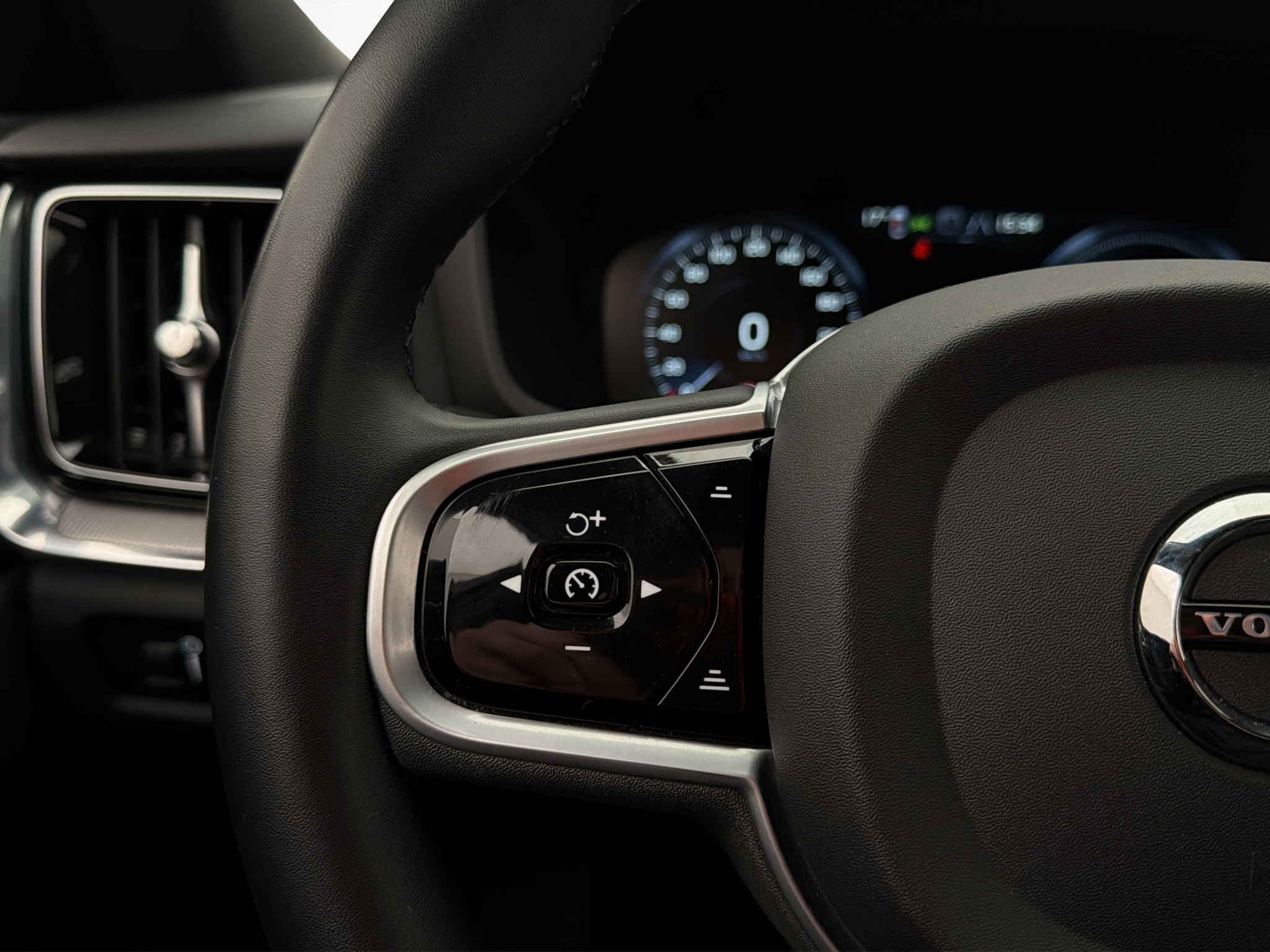 Volvo V60 Recharge T6 AWD Geartronic, 341hk, 2022