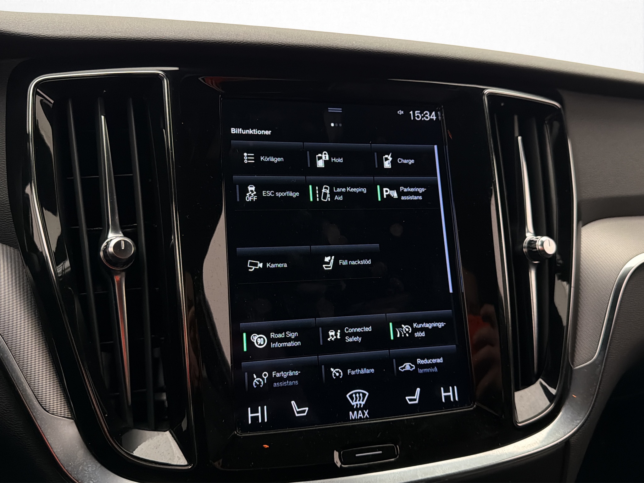 Volvo V60 Recharge T6 AWD Geartronic, 341hk, 2022