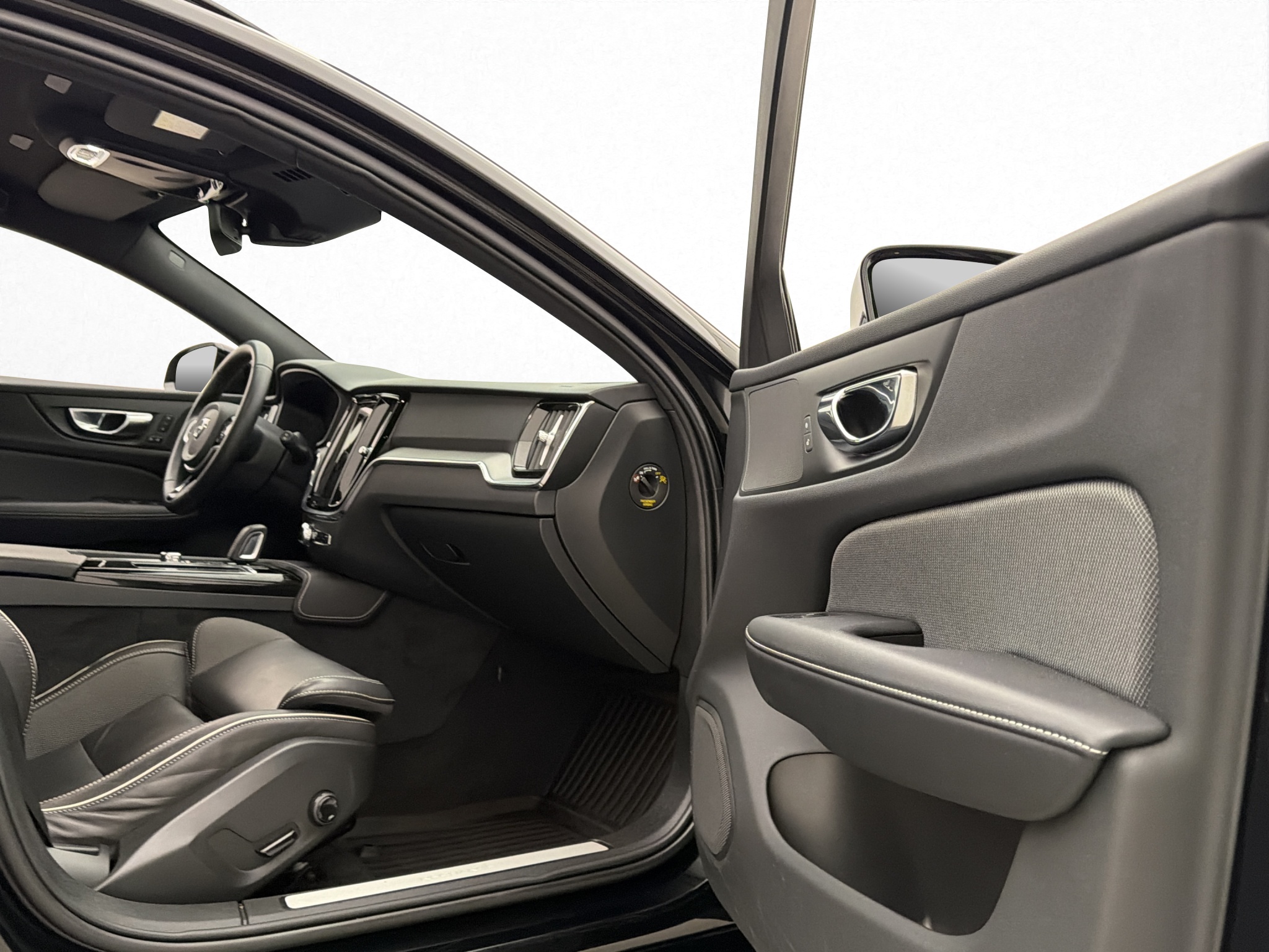 Volvo V60 Recharge T6 AWD Geartronic, 341hk, 2022