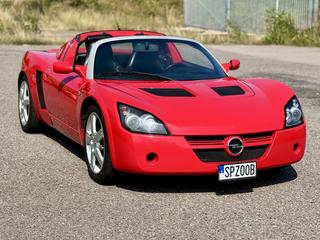 Opel Speedster 2.2