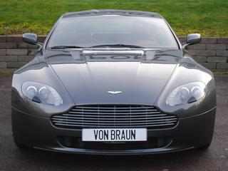 Aston Martin V8 Vantage