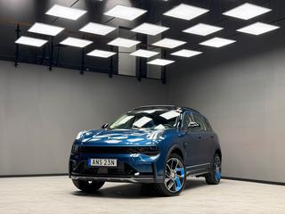 Lynk & Co 01 HEV