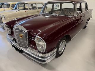 Mercedes-Benz 220 Sb