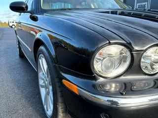 Jaguar XJR