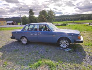 Volvo 244 2.1