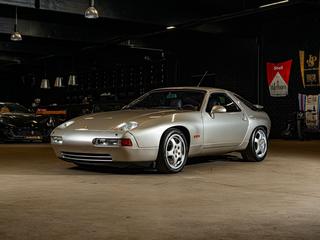Porsche 928 GTS