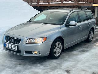 Volvo V70 D5 AWD