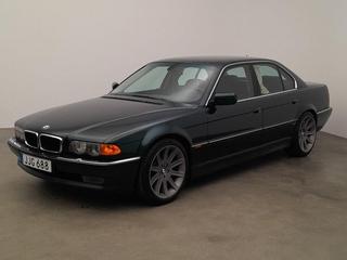 BMW 728i