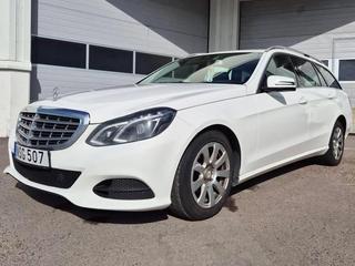 Mercedes-Benz E 220 T BlueTEC
