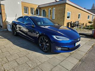 Tesla Model S 75D