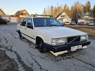Volvo 740 2.3