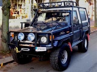 Toyota Land Cruiser Hardtop 4.2 4WD