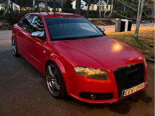 Audi A4 Sedan 2.0 TFSI quattro