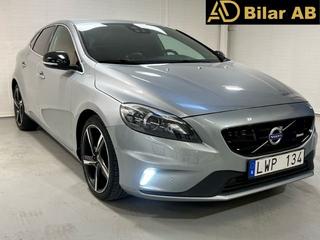 Volvo V40 D4