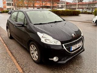 Peugeot 208 5D 1.4 e-HDi