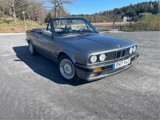 BMW 318i Convertible
