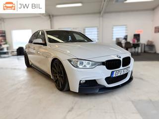 BMW 320d Sedan