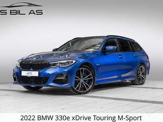 BMW 330e xDrive Touring