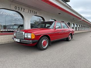 Mercedes-Benz 200