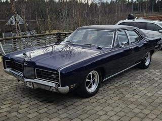 Ford LTD 4D Sedan 6.4 V8