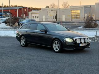 Mercedes-Benz E 220 T d