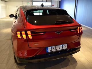 Ford Mustang Mach-E Standard Range AWD