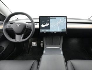 Tesla Model 3 Performance