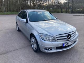 Mercedes-Benz C 180 CGI BlueEFFICIENCY