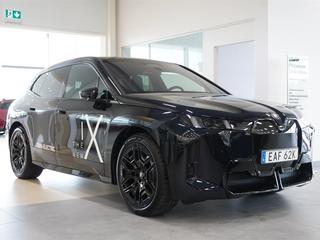 BMW iX xDrive60