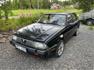 Alfa Romeo 75 6V 2.5