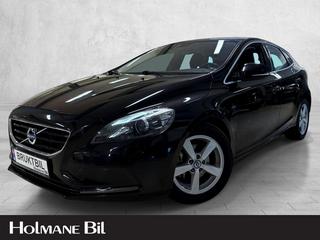 Volvo V40 D2