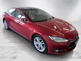 Tesla Model S 85D