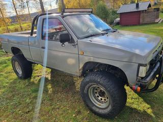 Nissan Navara King Cab 2.4 4WD