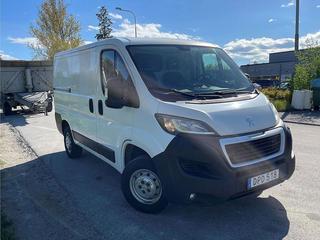 Peugeot Boxer Van 330 2.0 BlueHDi