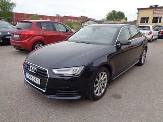 Audi A4 Sedan 2.0 TDI quattro
